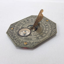 Francis Barker Pocket Sundial Compass c.1932