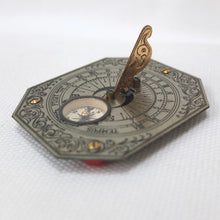 Francis Barker Pocket Sundial Compass c.1932