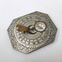 Francis Barker Pocket Sundial Compass c.1932