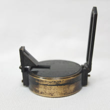 Victorian Singer's Prismatic Pocket Compass